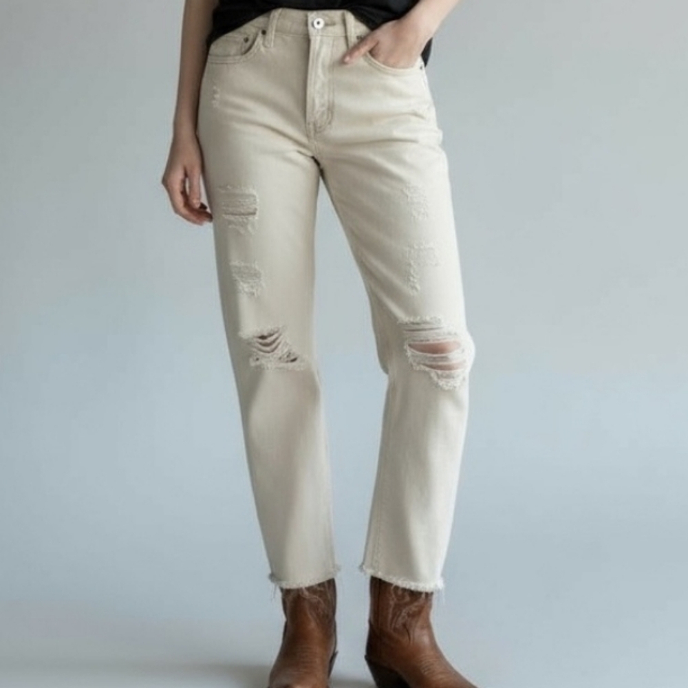 BDG Women's Cowboy High Waisted Cream Destroyed Jeans 31